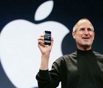 Preşedintele Apple, Steve Jobs, intră în concediu medical. Acţiunile companiei scad cu 10 procente

