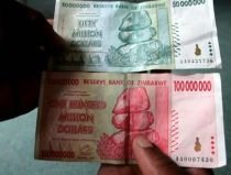 Statul Zimbabwe a emis bancnota de 100 de miliarde de dolari locali 