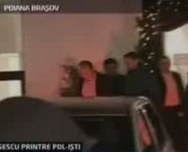Traian Băsescu, prezent la petrecerea PD-L de la Poiana Braşov (VIDEO)