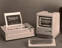 Sămbătă, computerul Macintosh împlineşte 25 de ani