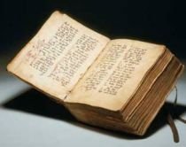 O Biblie de opt kilograme va fi expusă la Timişoara 