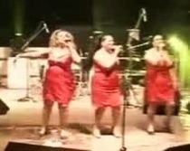 Cinci cântăreţe "plinuţe" fac senzaţie în Israel (VIDEO)
