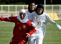 Probleme pentru un club de fotbal iranian, în urma unui meci între femei şi bărbaţi