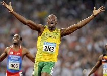 Maurice Greene: "Usain Bolt e încă un băiat, când se maturizează o să fie fenomenal"