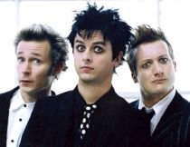 Green Day lansează, în mai, un nou album: "21st Century Breakdown" 