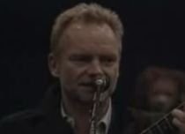 Sting a ajuns la Bucureşti pentru concertul de marţi seară (VIDEO)