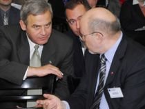 Băsescu a apropiat UDMR de radicalii maghiari: Tokes, candidat pe lista Uniunii, dar cu logo-ul CNMT
