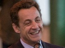 Diferenţă de atitudine: În Franţa Sarkozy negocia personal cu infractorii, în România se caută scuze 
