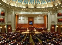 Mită electorală: Premierul i-a plătit pe parlamentarii puterii să voteze bugetul


