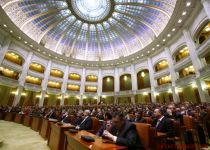 Bugetul de stat: Parlamentarii au stins lumina după ora 01.00 AM

