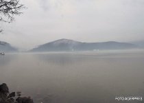 Dunărea, poluată cu produs petrolier, în zona Portului Orşova