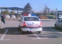 Legile de circulaţie, inexistente pentru poliţiştii români (FOTO)
