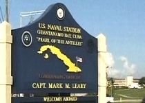 Raport al Pentagonului: Deţinuţii de la Guantanamo sunt bine trataţi