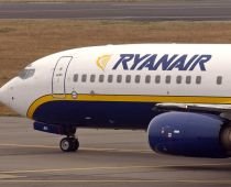 Ryanair, liderul european low-cost, vrea să introducă o taxă pentru folosirea toaletei din avion