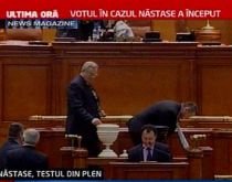 Deputaţii au votat: Adrian Năstase va fi cercetat penal