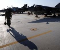 Franţa va deschide o bază militară la Abu Dhabi

