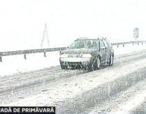 Accidente şi tamponări pe Autostrada Bucureşti ? Piteşti, din cauza ninsorilor