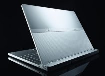 Primele imagini oficiale ale stilatului laptop Adamo by Dell