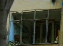 Explozie la o garsonieră din Caransebeş, soldată cu cinci victime (VIDEO)