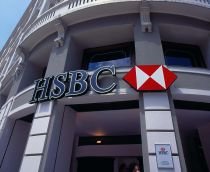 Cea mai mare bancă britanică din Europa dă afară 1.200 de angajaţi