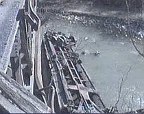 Un tren de marfă a deraiat în apropiere de mina Uricani