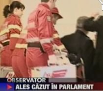 Să nu îţi fie rău în Parlament! În lifturile din Casa Poporului nu încape nicio targă (VIDEO)