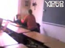 Violenţă în şcolile româneşti: Un elev, lovit cu scaunul de un coleg (VIDEO) 