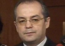Boc îi cere ministrului de Externe rechemarea lui Tiberiu Dinu - consulul României la Milano