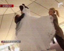 Românii vor să intre în Cartea Recordurilor pentru rochia de mireasă cu cea mai lungă trenă din lume