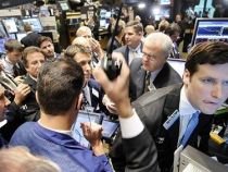 Wall Street calcă pe frână din cauza sectorului auto

