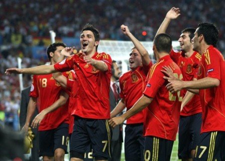 Preliminarii CM 2010. Grupa 5: Spania câştigă în Turcia (VIDEO)