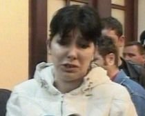 Soţia lui Cătălin Zmărăndescu, în lacrimi: "Soţul meu nu a sechestrat pe nimeni" (VIDEO)