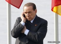 Silvio Berlusconi, supărat pe jurnalişti: ?Să vă duceţi la dracu!?