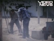 Ce se mai fură în România: nisipul de pe plaja din Eforie şi smoala din Bucureşti (VIDEO)