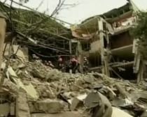Doi oameni daţi dispăruţi după prăbuşirea clădirii unei televiziuni din Tbilisi