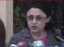 Ecaterina Andronescu: Salariile profesorilor nu se micşorează şi nu vor fi disponbilizări (VIDEO)