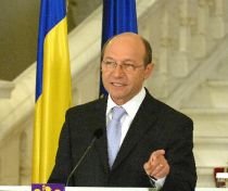 Băsescu: Bugetul de stat de-abia mai face faţă cheltuielilor (VIDEO)