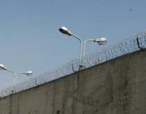 Un deţinut român s-a sinucis într-o închisoare din Italia