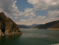 Barajul Vidraru - sport extrem printre pietre şi gropi, către o destinaţie care-ţi taie răsuflarea (FOTO)