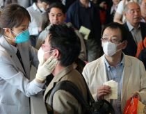 OMS confirmă 1.003 cazuri de gripă porcină şi anunţă menţinerea nivelului de alertă

