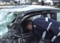 Cinci oameni au ajuns la spital, după ce trei maşini s-au ciocnit pe autostrada Bucureşti-Piteşti