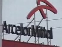 Toţi angajaţii ArcelorMittal Galaţi intră în şomaj tehnic

