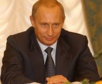 Vladimir Putin se gândeşte la revenire la Kremlin în 2012

