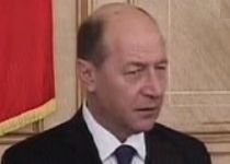 Traian Băsescu: Dezvoltarea centralelor nucleare - soluţia de creştere a independenţei energetice