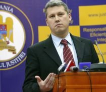 CSM îl atacă pe ministrul Predoiu: incapabil să facă reformă în justiţie 

