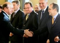 Traian Băsescu şi Emil Boc se întâlnesc cu grupurile parlamentare reunite ale PD-L
