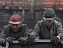 Accident grav într-o mină de cărbune din China. 30 de oameni au murit