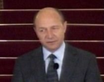 Traian Băsescu: Este timpul ca şi sistemul bancar să răspundă pozitiv acţiunilor Guvernului (VIDEO)