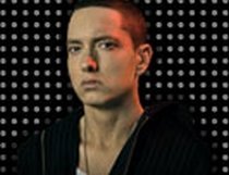 Eminem, mai sărac cu 60.000 de dolari, după ce i-a fost furat un colier cu diamante