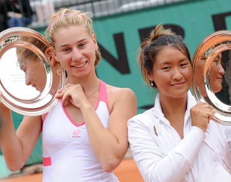 Elena Bogdan, campioană la Ronald Garros în proba de dublu-fete
